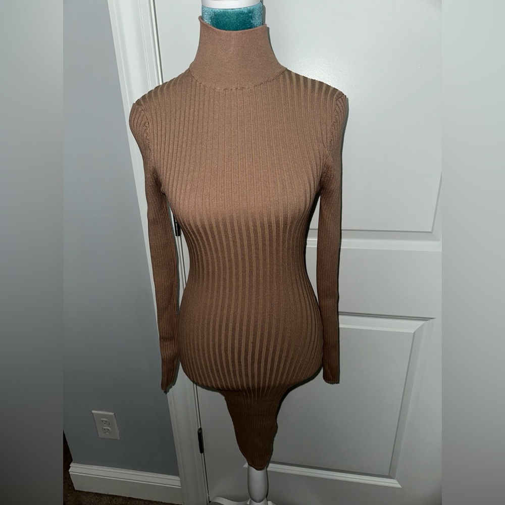 Tan ribbed dress 👗✨